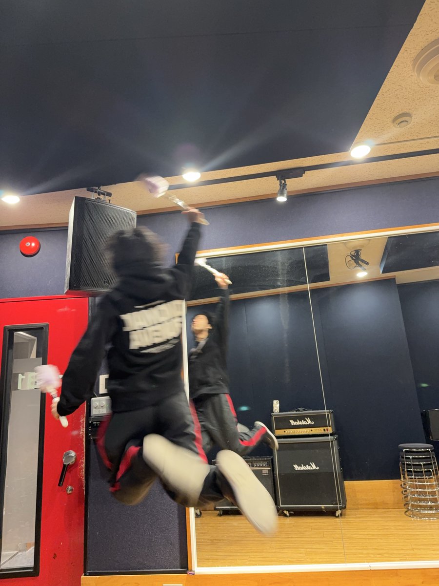 スタジオノアではありとあらゆる場所を徹底的に清掃しています！
チリやホコリを1つも残さないようにスタッフも全力を尽くして清掃を行います🧹🪣🧽

本日もご予約の空きございますので是非ご来店下さい！

予約は下記より可能です！
studionoah.jp/shibuya2/
03-3780-5766

 #歌ってみた #リハスタ