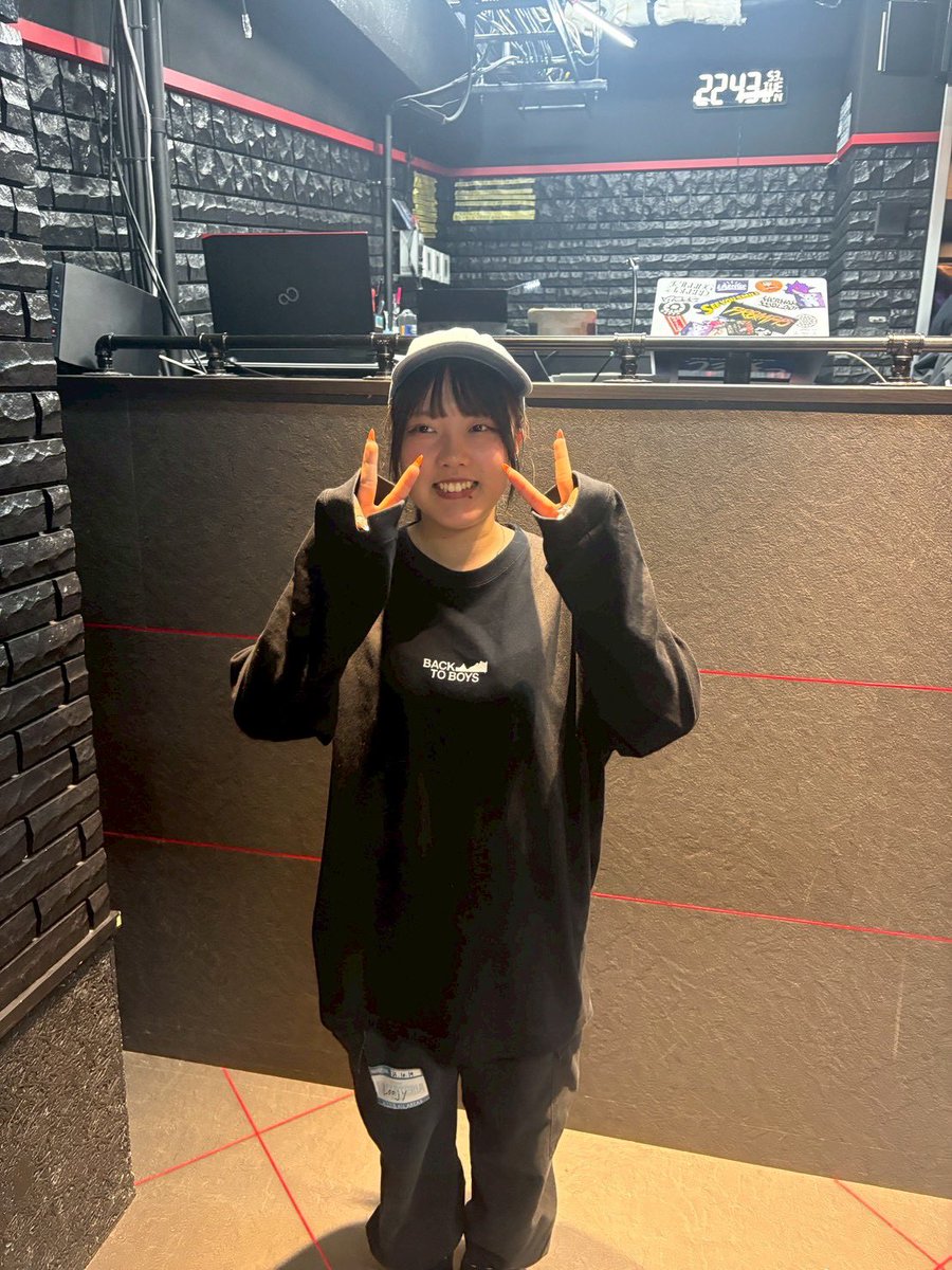 いつもお世話になってるはるちゃん

2日間運転して物販も立ってくれて今日もスタッフで出動するらしいです。とんでもねえや..