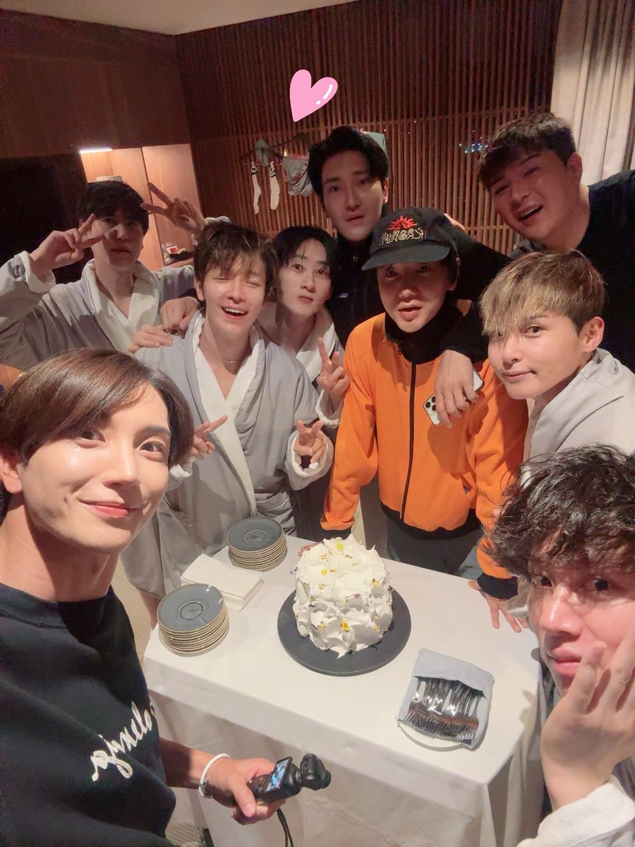 𝒎𝒆𝒅𝒛 tweet media