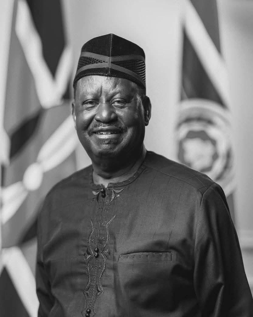 paulinenjoroge's tweet image. Words fail me😭

How does one begin to eulogize such a great man, a Statesman I held in profound regard and deeply respected?

Every moment I was privileged to share with him, whether in Nairobi, in high-level engagements in London, Addis Ababa, Victoria Falls and elsewhere…