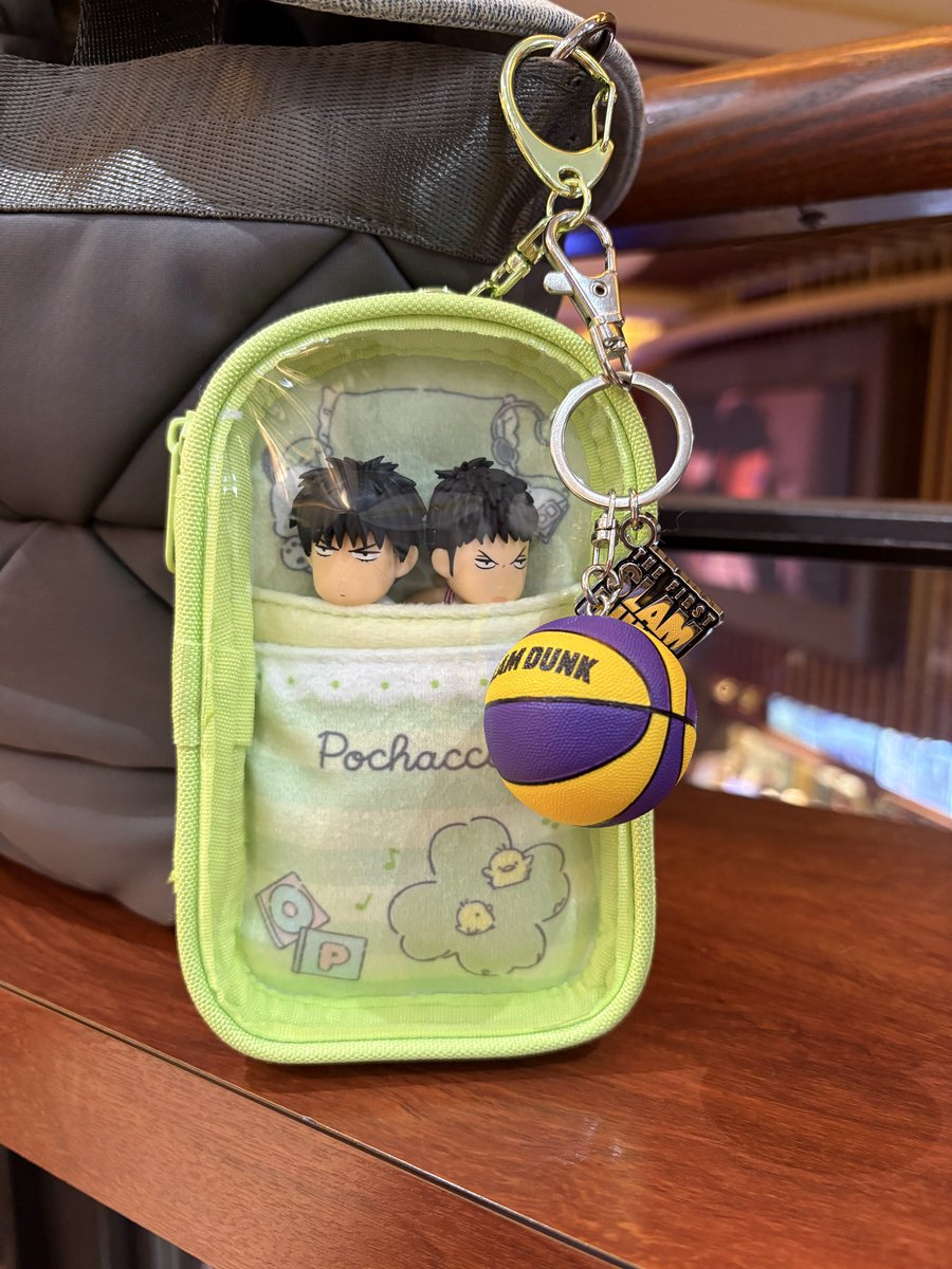 今日も見てきました♪
The1初見のお友達の感想がとても新鮮だった。
新しい流三を連れて行ったのだけど、お布団入れるとなんだかケンカしたあとのお顔みたくなってて、かわいい♡