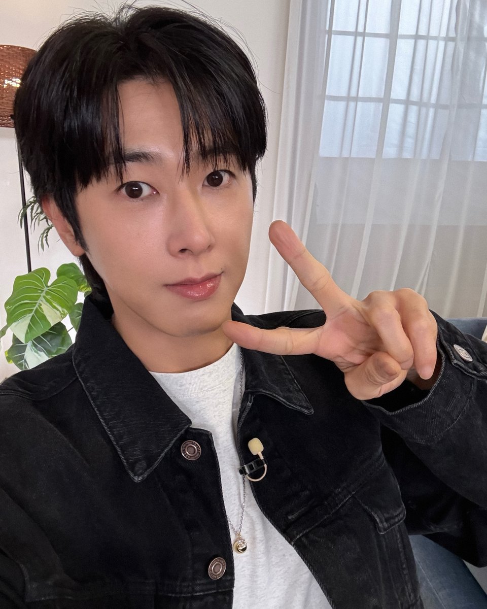 TVXQ's tweet photo. #내멋대로과몰입클럽 6회 🖤

#유노윤호 #UKNOW
#동방신기 #TVXQ! #東方神起 https://t.co/kUbiryqHAL