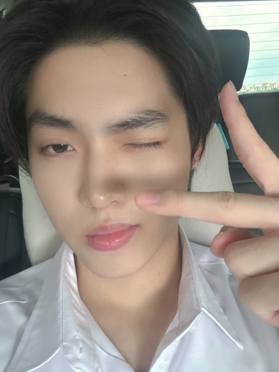 ✌️