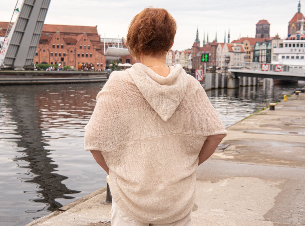 Soft mohair &amp; silk hooded bolero ✨   Handmade lightweight cover-up — perfect for summer or bridal looks.   #HoodedBolero #Handmade #Mohair #Silk #Bridal #hoodie #weddings

bit.ly/3Jbaufl