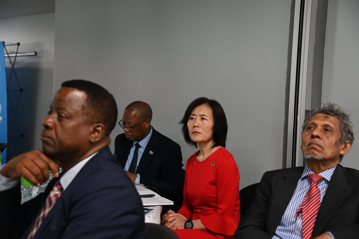 .@OHCHR_sa Reg Rep Abigail Noko affirmed “Botswana’s strong human rights tradition provides a solid foundation for the accession to ICESCR &amp; 1961 Statelessness Convention. These build on 🇧🇼 legacy &amp; ensure every person enjoys civil, political, economic, social &amp; cultural rights.”