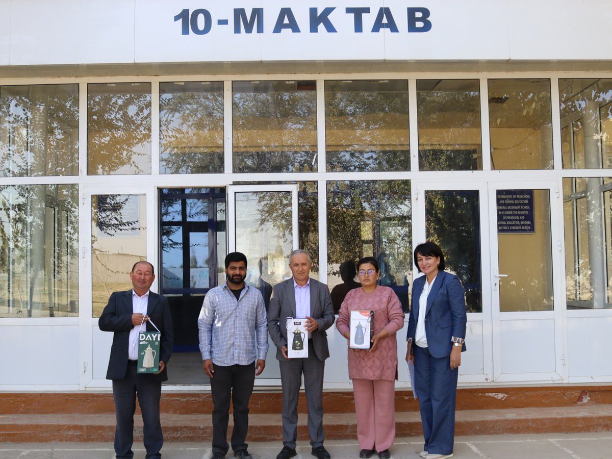 IndoramaAgro's tweet photo. To mark Teachers and Mentors day, recently Indorama Agro held appreciation events across 32 mahallas in Syrdarya and Kashkadarya, recognizing 135 teachers whose daily work inspires kindness, learning, and growth. https://t.co/QCuIkYZtGY