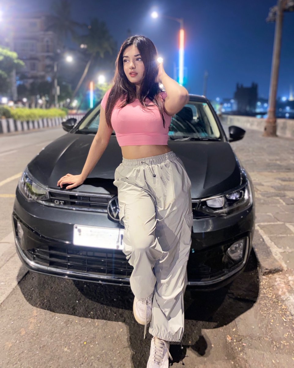 mizoislivee's tweet photo. Me and my ride 🍬🍭
#mizoplays #Trump https://t.co/SVqBeSGkFr
