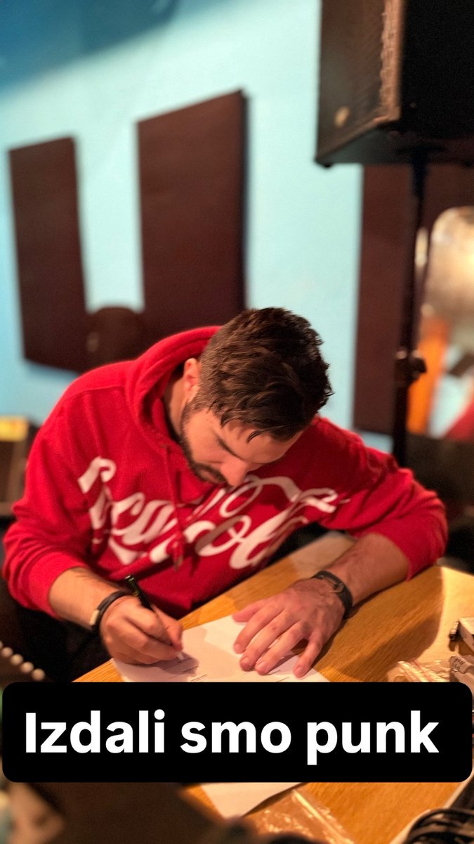 Prodali smo se! ✍️