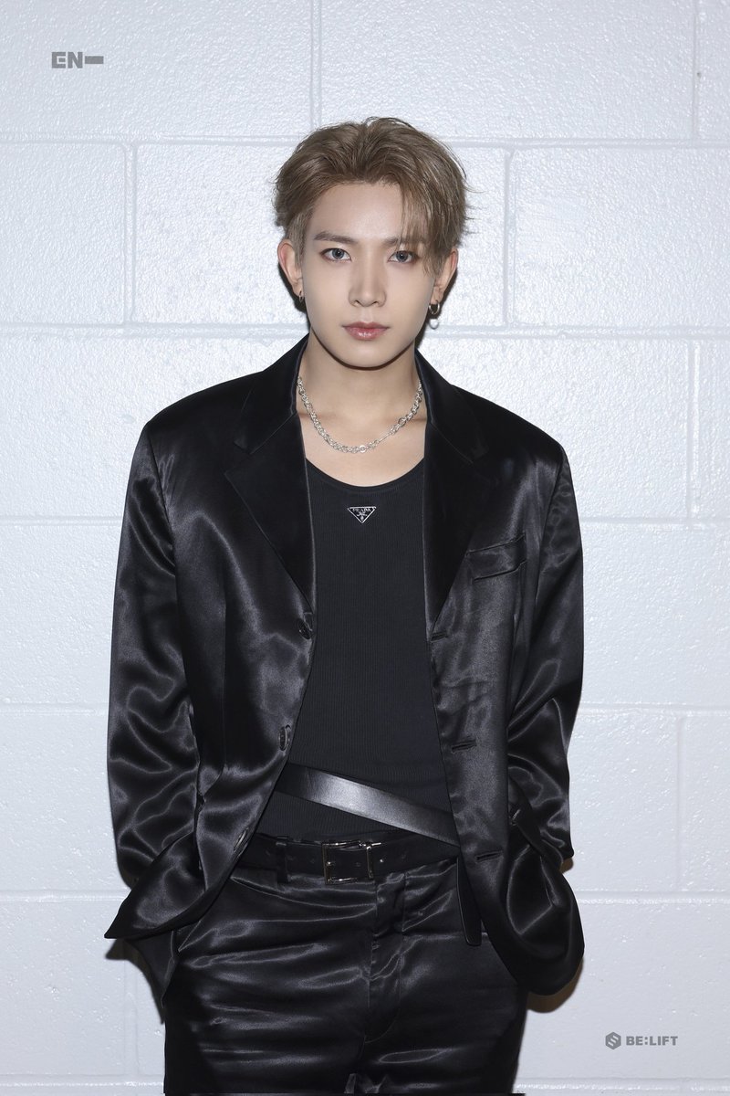 enhypenweverse's tweet photo. [PHOTO] 251015

Happy HEESEUNG Day Photos 🎂 

(1/3)

SUPERSTAR HEESEUNG DAY #BornOfStarlightHeeseung #뵤립_햄스터_생일 #엔하이픈_희승 #HAPPY_HEESEUNG_DAY @ENHYPEN_members @ENHYPEN https://t.co/1LG9EEWeDo