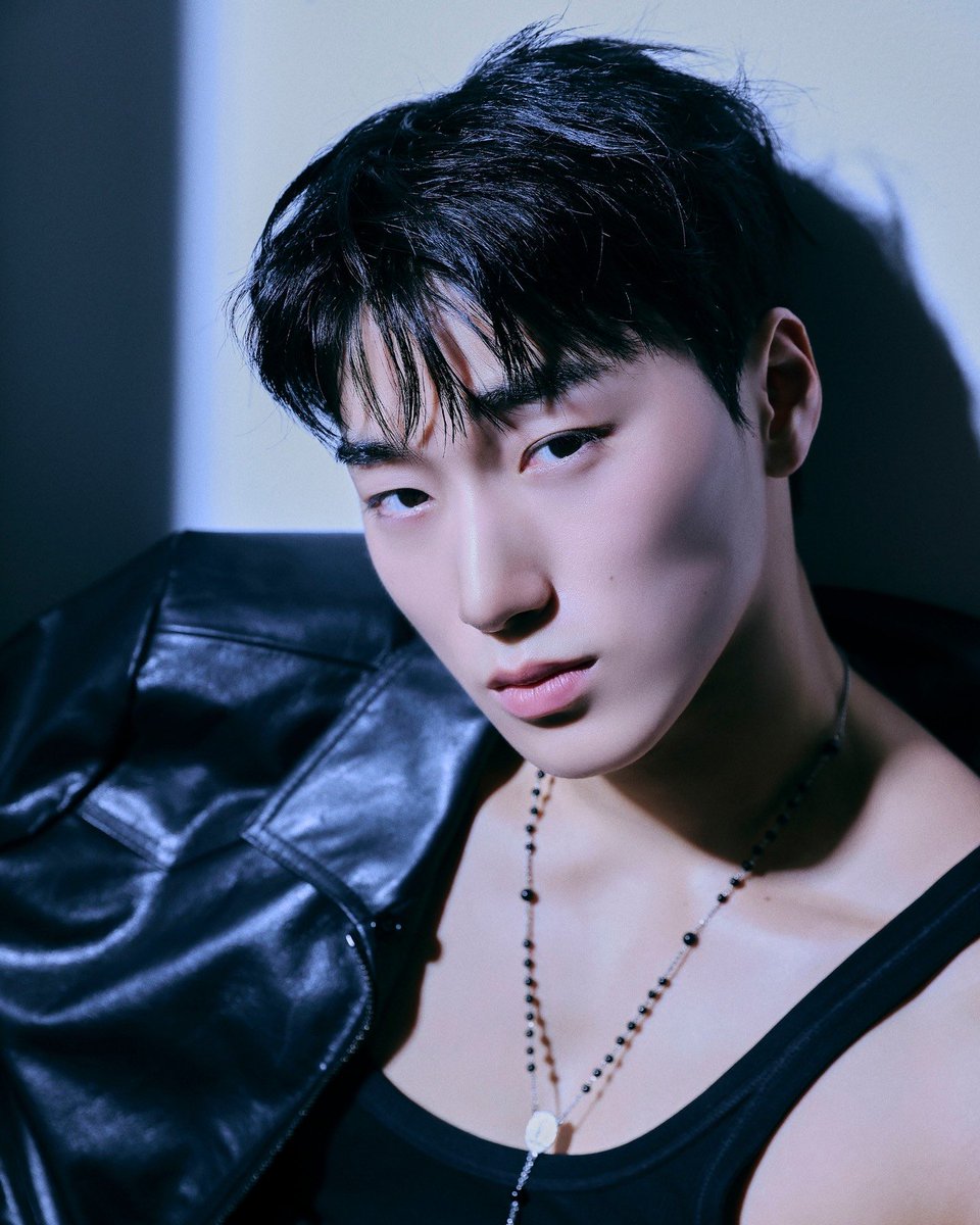 Let's celebrate ATINY and share the tags 🎉

DG GLOBAL AMBASSADOR CHOI SAN
#DolceGabbana #DGxSAN #CHOISAN #산 <a href="/dolcegabbana/">Dolce & Gabbana</a>