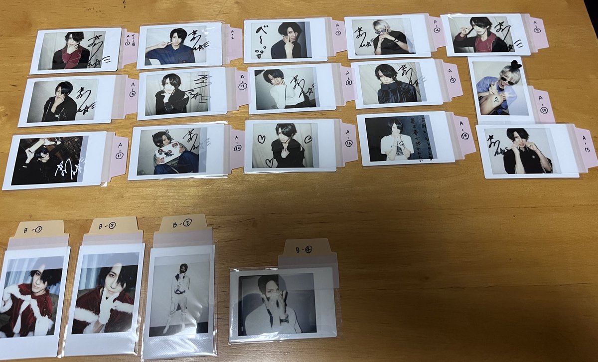 Ol2trhk's tweet photo. アナタシア まりん チェキ

A 1枚500円 （サインや落書き入）
B 1枚800円（撮影会の際のソロショット）
C 1枚300円（通常のランチェキ）

番号や印を付けてDMもしくはリプにてお待ちしてます。

#アナタシア
#アナタシア譲 https://t.co/WqnzFVXqbY
