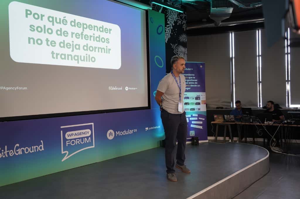 ModularDS's tweet image. "El éxito sin estructura es solo estrés acumulado disfrazado de logro" 😅
Así empieza @jconsu en este #WPAgencyForum 💜
¿Qué os está pareciendo esta ponencia? Te leemos 👇🏻