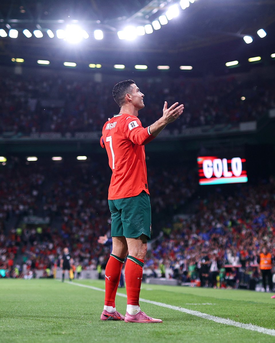 CR7 ✨

#WCQ