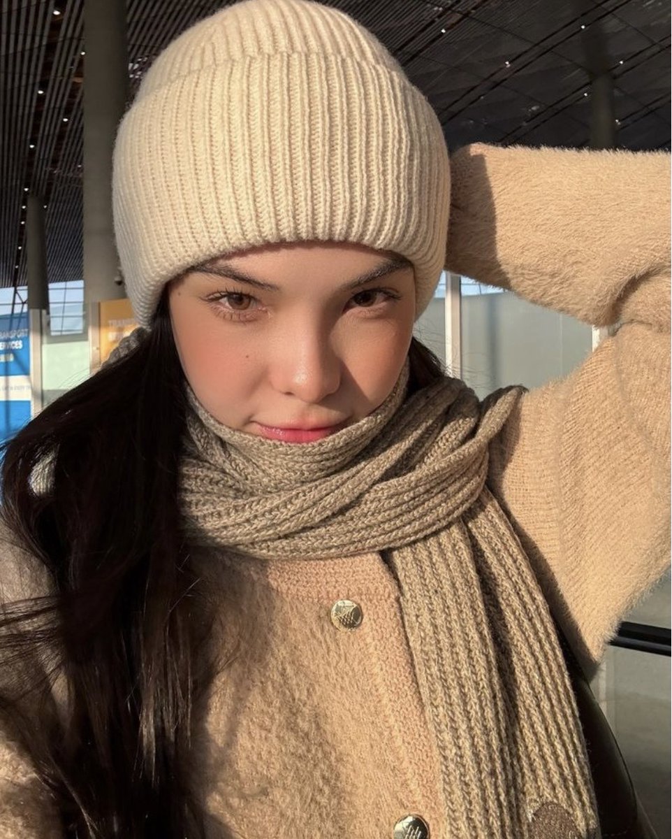 just_acg's tweet image. The sun on her face is perfect ☀️
#ลูกหมีซอนญ่า #LMSY