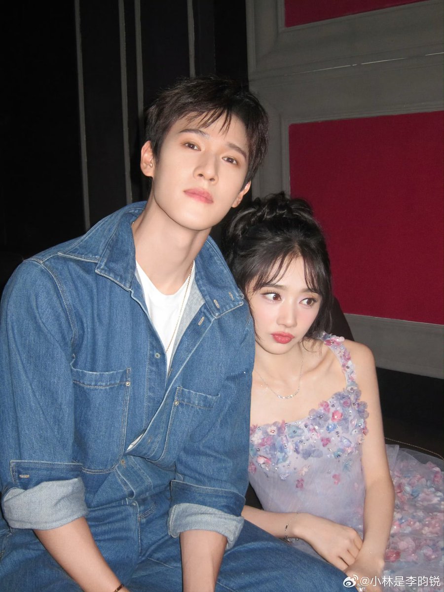 OH MY GOSH 💗

#WangYinglu #LiYunrui #YummyYummyYummy #宴遇永安