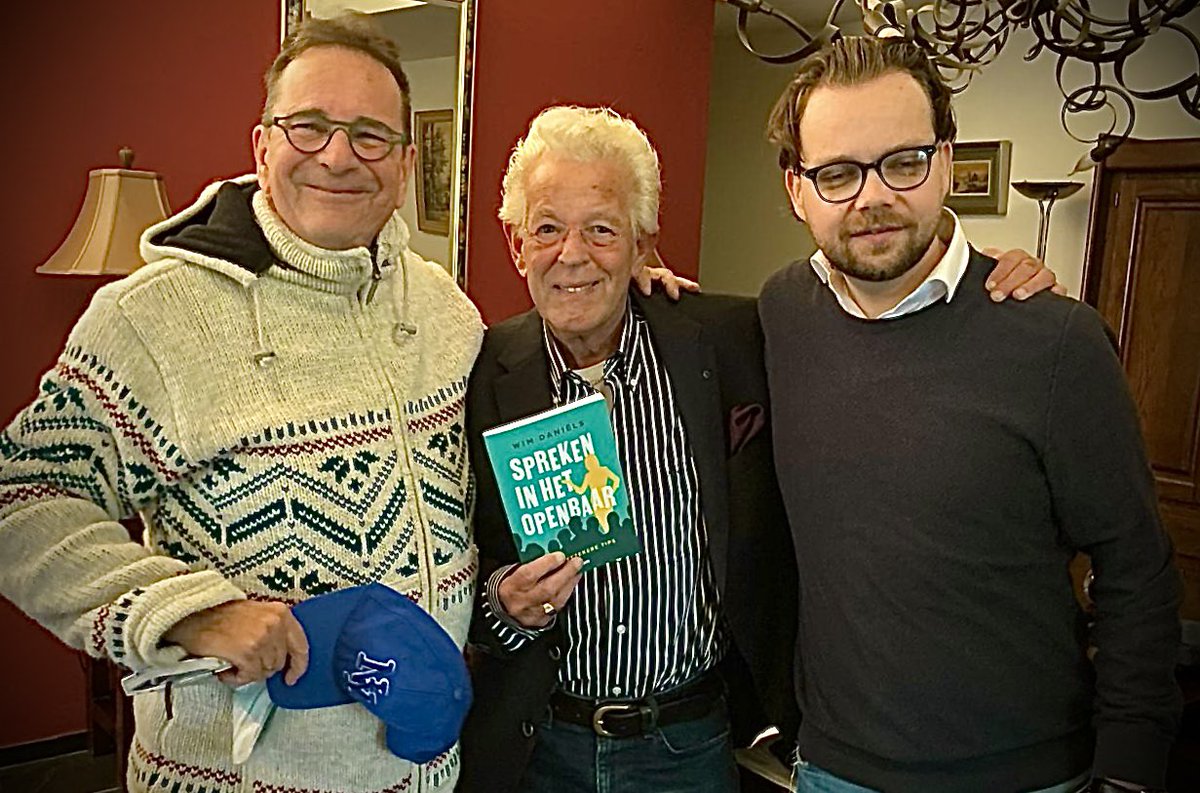 Deze donderdag, 16 oktober, discussieren Wim Meijberg (GroenLinks Veldhoven) en Daan de Kort (VVD) vanaf 11u via Radio Veldhoven 107.7fm (kabel en internet)  over actuele politieke onderwerpen tijdens onze spraakmakende talkshow 'Heeren, hoe vaert Gij?' (#46) o.l.v. Theo Erkens.