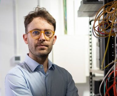 INVESTIGACIÓN | El profesor de la Facultad de  <a href="/informaticaumu/">FIUM</a> José Luis Hernández Ramos colabora en la aplicación de la nueva Ley Europea de Ciberresilencia 💻🛜

👇¡Lee la noticia!
t.um.es/3ugVYK
