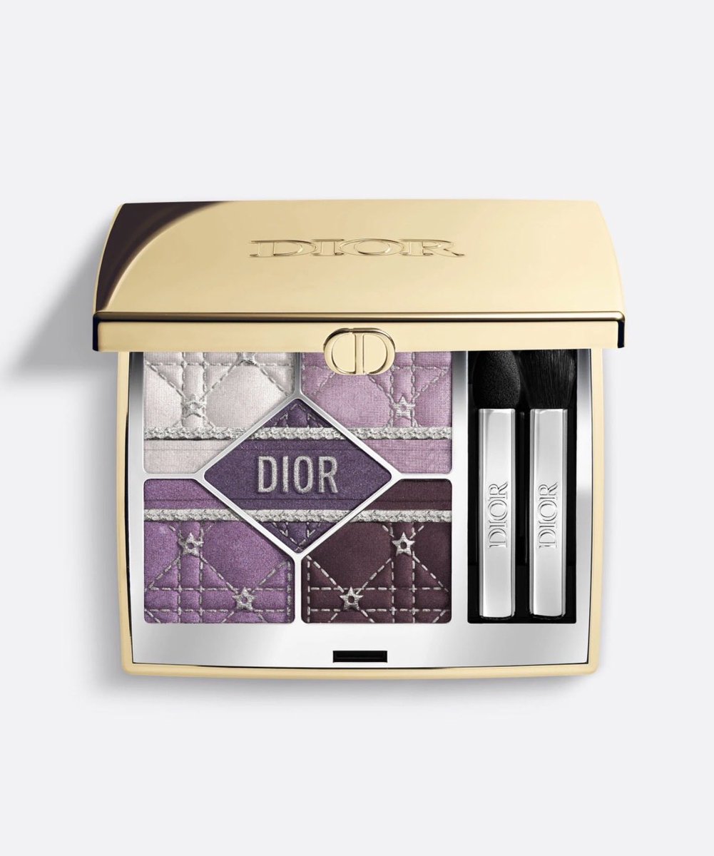 om4_f's tweet photo. Diorのホリデー完全に出遅れた〜
全国発売のタイミングで戦うしかない https://t.co/CA3E4MgIXD