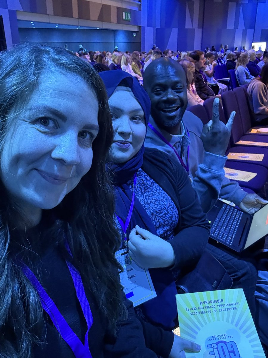 leighprimaryHT tweet media