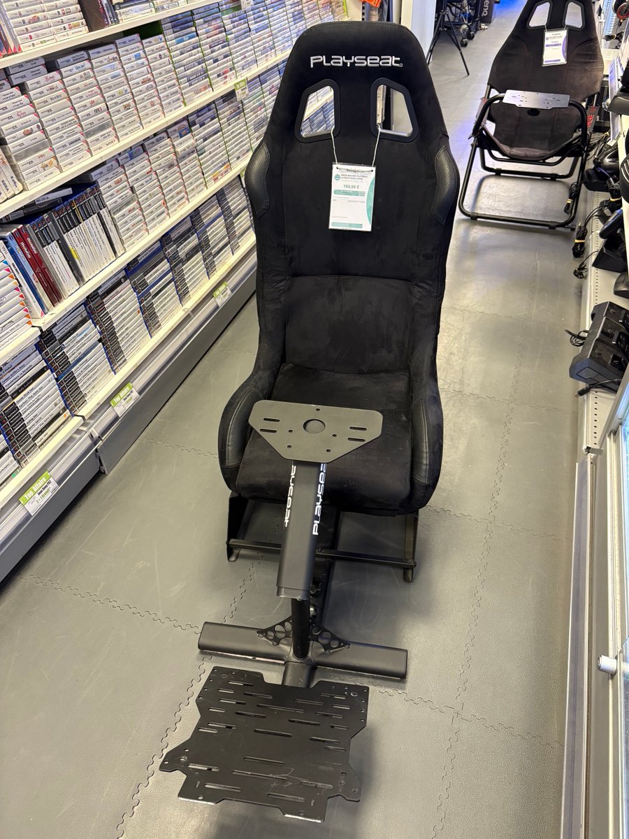 marketplace24BE's tweet image. Siège Backer Playseat Layseat Évolution - Alcantara: 🚗💨 Vous rêvez de devenir champion du monde depuis votre canapé ?
 Le Cash Express de Boncelles a ce qu’il vous faut :
 un Playseat… dlvr.it/TNh7g7 #Playseat #SimulateurDeCourse #Gaming #Évolution #Alcantara