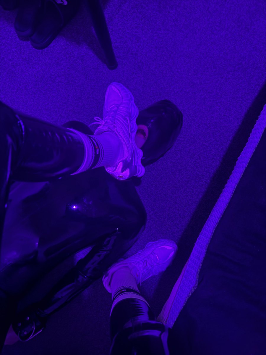 DarkGambitTN's tweet photo. Session was so intense he couldn’t contain his excitement! Pathetic😈

#bdsm #socks #rubber #shoxtl #bondage #breathplay #nikeshoxtl #nikeshox #gaypig #slave #dom #sub #chastity #whitesocks #dirtypig #kinks #fetish https://t.co/pyalc6j0uq