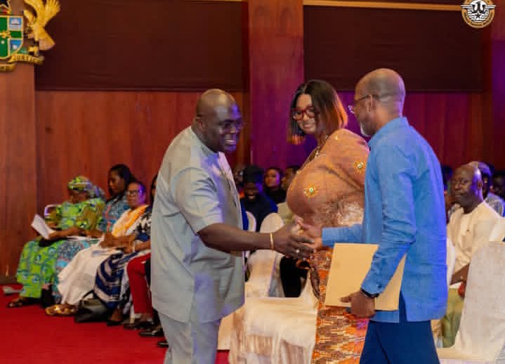 On Monday, we attended the official launch of the #DecemberInGH 2025 calendar of events; Ghana’s grand celebration of culture, tourism, and creativity, held at the Banquet Hall of the Jubilee House, Accra.🇬🇭

The event brought together key figures from the Presidency, Ghana...1/3