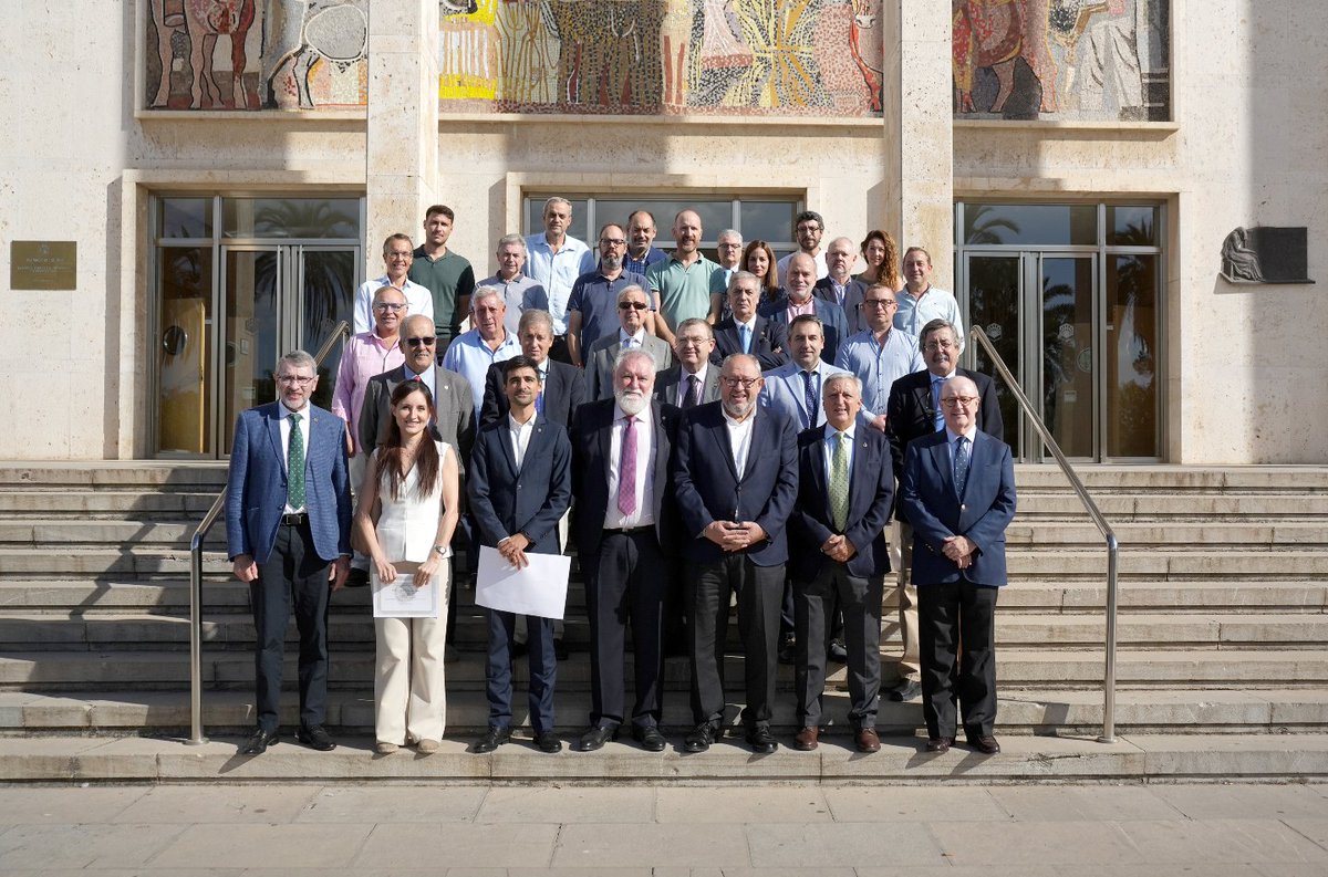 El pasado 25 de septiembre tuvo lugar la entrega del Premio Nacional al Mejor Proyecto Fin de Máster, otorgado a David Dobado López.

¡Enhorabuena! 👏👏