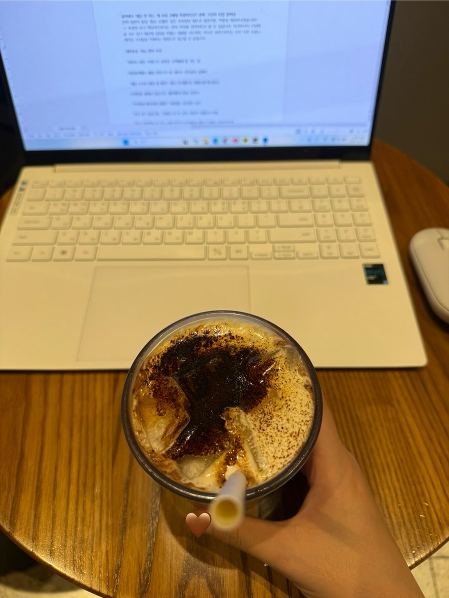 영화보고 카공하기 시험 죽어