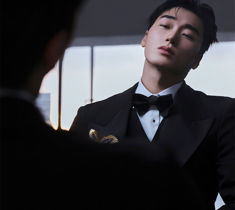 he looks so fine i had to say HUSBAND