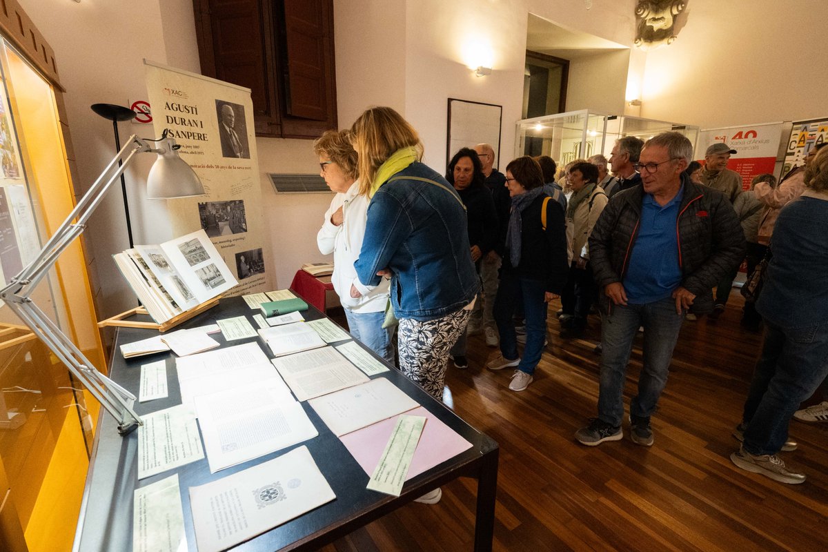 acsegarra1's tweet image. #AnyDuraniSanpere 
Espai expositiu &quot;Agustí Duran i Sanpere. La cultura com a servei públic&quot; a l&apos;@acsegarra1 
#arxius #XAC #PaisArxius @patrimonigencat @paeriacervera @ccsegarra @museudecervera @BiblioCervera @LluisBellas 
📸@jordiprat2  @acsegarra1