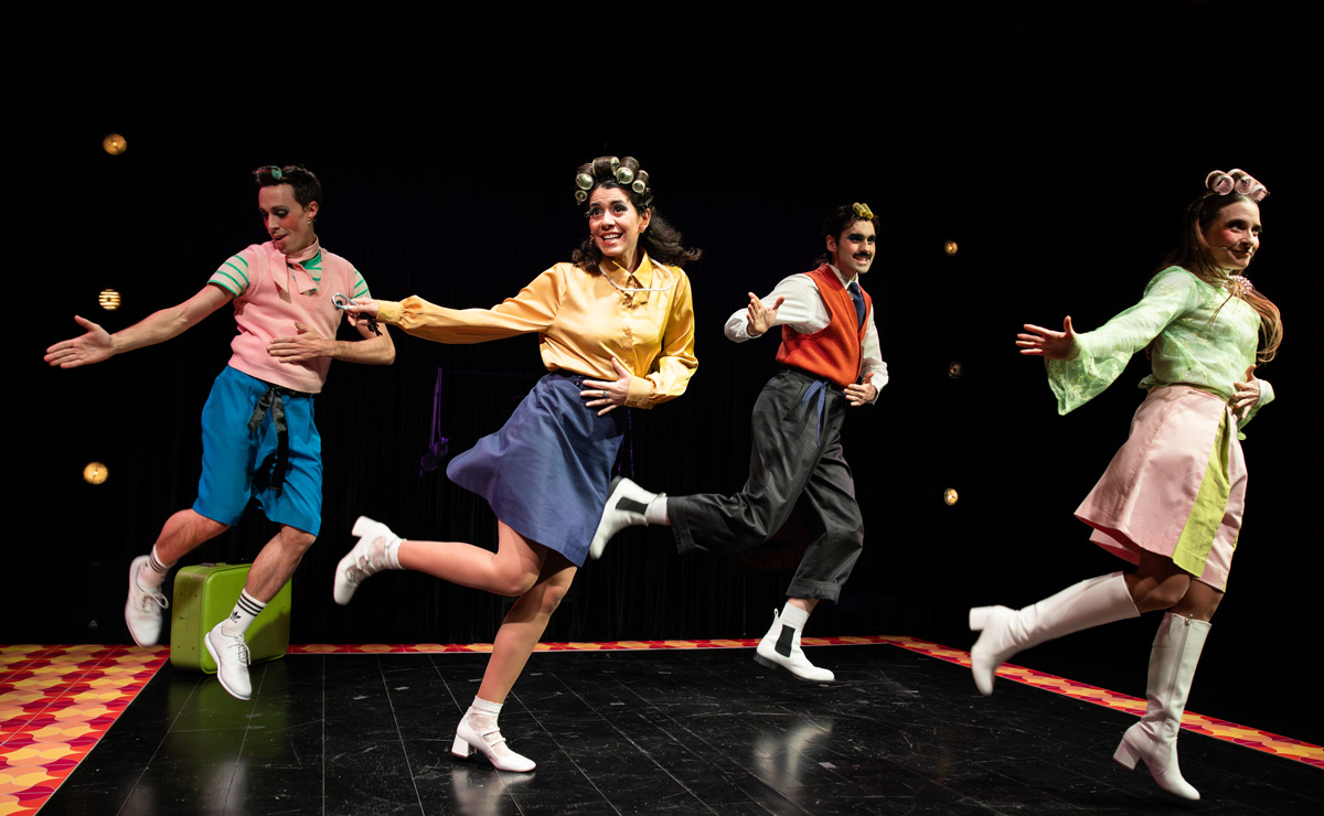 NOTÍCIA / El cicle ‘Escena en Gira’ torna aquest divendres a Cambrils amb el musical ‘Guateque’

Link 👉🏽goo.su/UsZv

<a href="/CapPalaia/">Cap de Palaia</a> <a href="/CambrilsCultura/">CambrilsCultura</a>