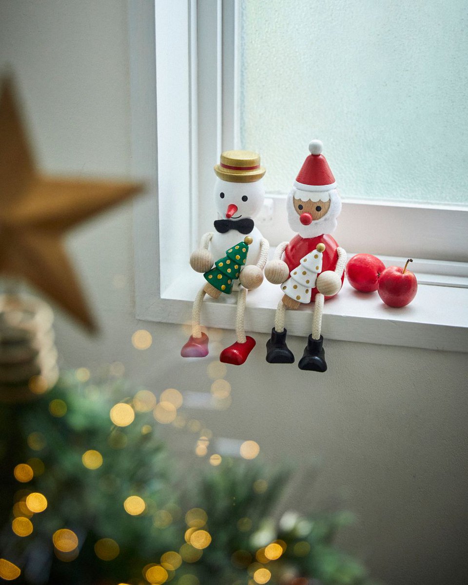 クリスマスに毎年人気のアニマルオブジェ。 昨年大ヒットしたサモエド