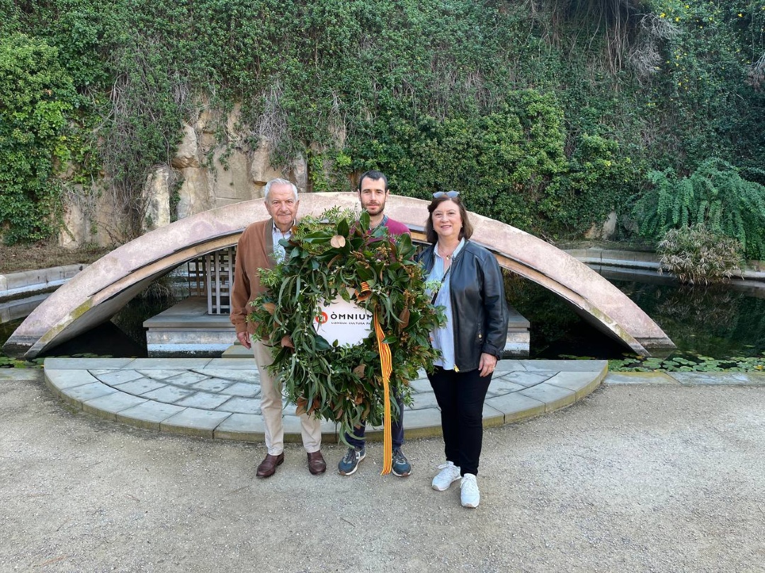 Avui recordem que fa 85 anys que el president Lluís Companys va ser afusellat per la dictadura franquista al castell de Montjuïc. L'últim que va cridar va ser "Per Catalunya!"  

França i Alemanya han demanat perdó per la seva detenció i deportació. L'Estat espanyol no.