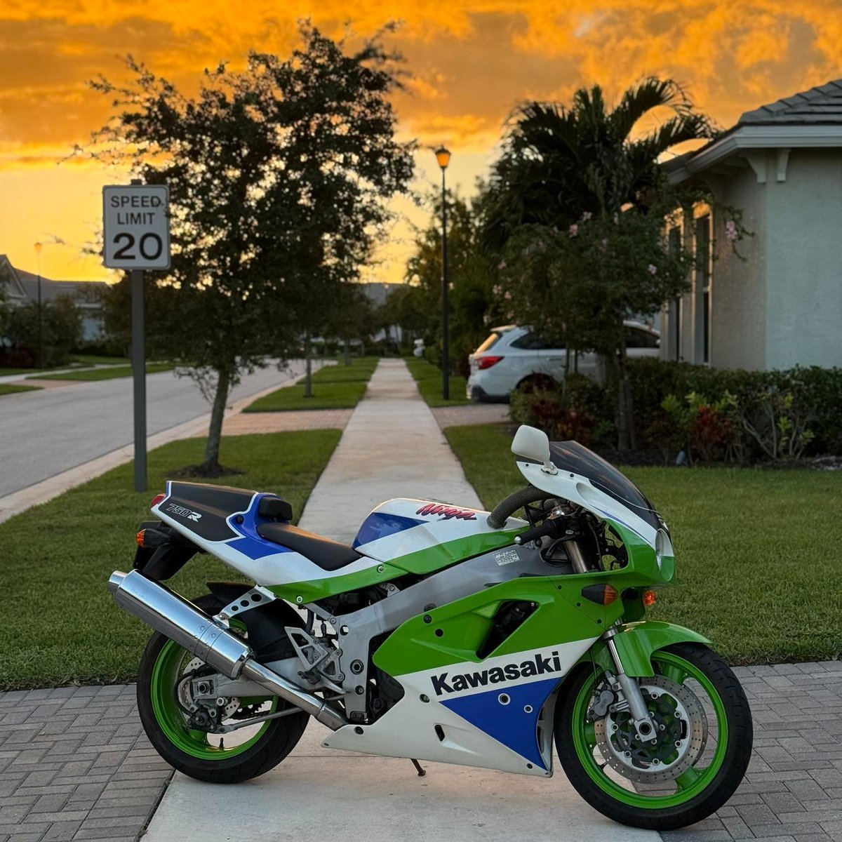 ClassicBikeShows (@classicbikeshow) on Twitter photo Jason Taubs 1992 Kawasaki ZX-7R (K2). Quentin Hanlan said 'dream bike of mine'. What is your dream bike from the 90's?
#classicbikes #classicmotorcycle #motorcycleclub #classicmotorcycles #motorbikelife #classicbikes #motorcycleevents #classicbike Jason Taubs 1992 Kawasaki ZX-7R (K2). Quentin Hanlan said 'dream bike of mine'. What is your dream bike from the 90's?
#classicbikes #classicmotorcycle #motorcycleclub #classicmotorcycles #motorbikelife #classicbikes #motorcycleevents #classicbike