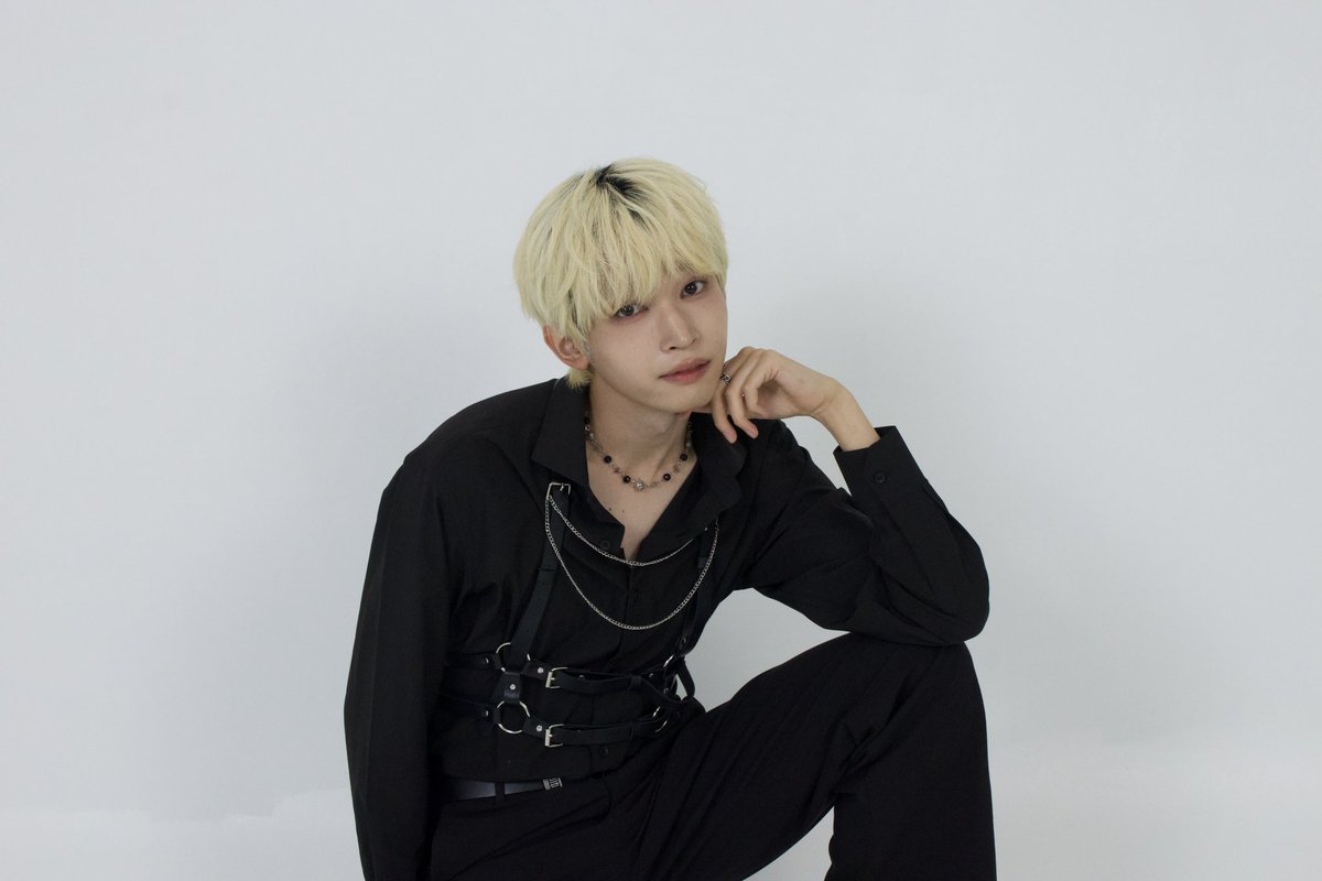 jp_exceed's tweet photo. [#조이치로] 💜
EXCEED : BREAK FREE 
Concept photo ' JOICHIRO ' 

#EXCEED #엑시드 #RDBX #랜덤박스
#ジョウイチロウ https://t.co/sC4EfLWLkQ