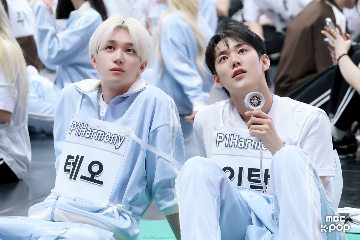 MBC_entertain's tweet photo. 🏆2025 아이돌스타 선수권대회 현장포토🏆

ε/̵͇̿/’̿’̿ ̿ ̿ ̿ 💥 ˙·٠˙· P1Harmony ‧₊˚🤍

#2025아이돌스타선수권대회 #아육대 #ISAC #현장포토 #P1Harmony #피원하모니 https://t.co/3yz9FYwFrQ