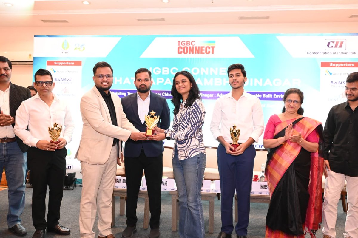 MIT_Updates's tweet image. Our students were felicitated at the IGBC-CII Program held at Hotel Taj Gateway, Chhatrapati Sambhajinagar, last evening for developing the innovative “IGBC Next” web application — a digital platform designed to streamline Green Building Certification. #MIT_CSN #IGBC #CII #SDGs