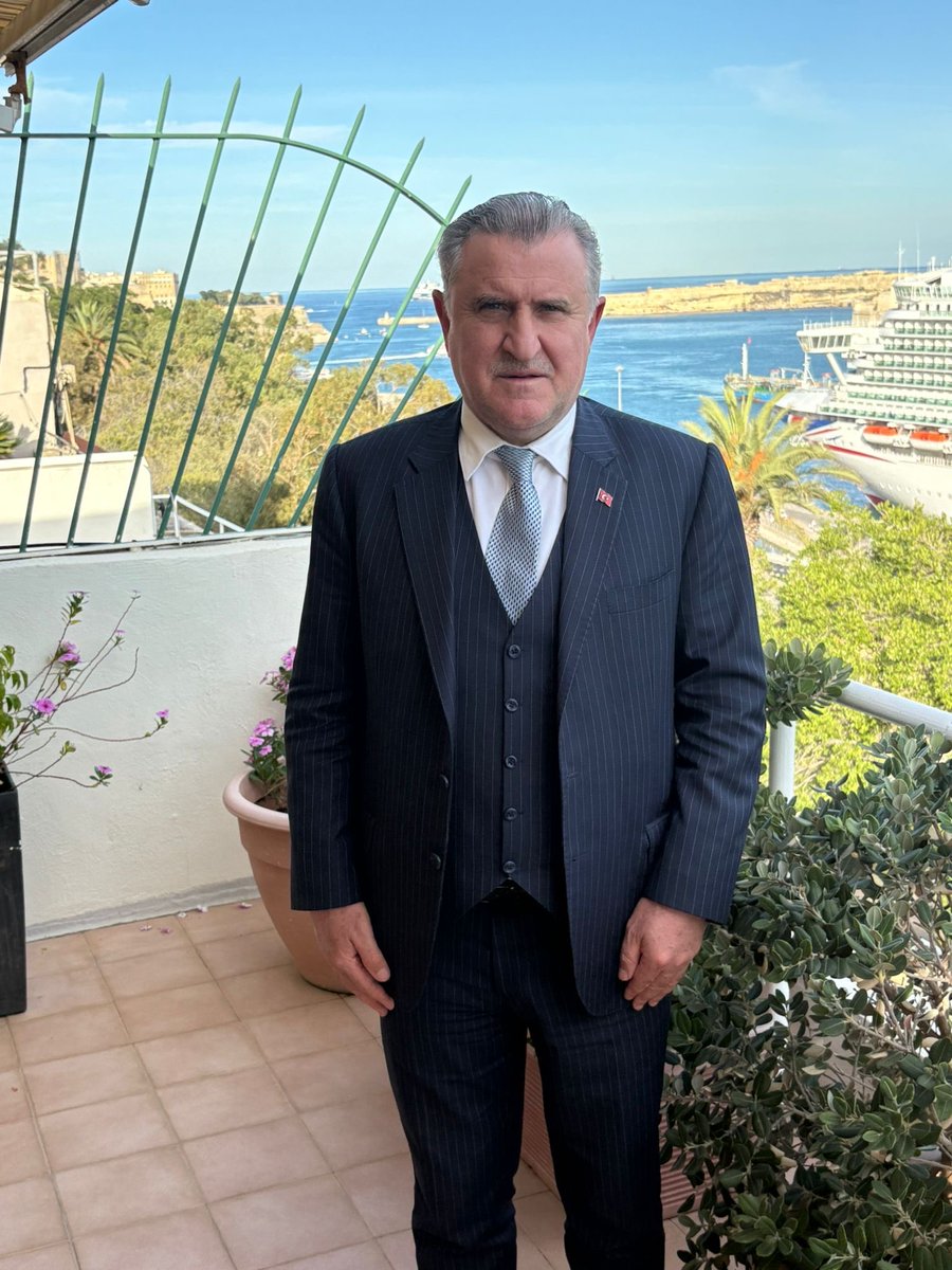 We hosted H.E. Osman Aşkın Bak, Minister of Youth and Sports of Türkiye and accompanying delegation in Malta, where he was participating in the Council of Europe 10th Conference of Ministers Responsible for Youth.