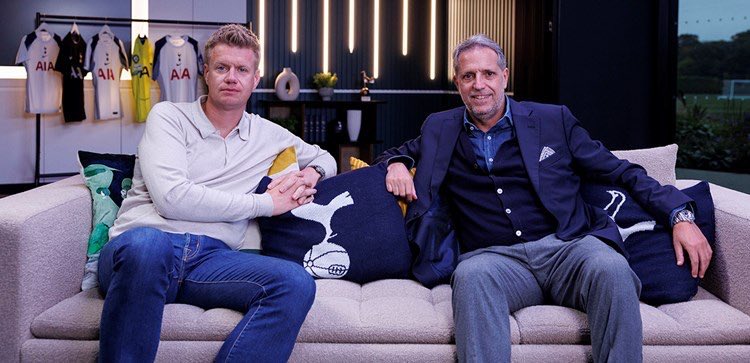 🚨🚨🚨

Fábio Paratici está oficialmente de volta ao Tottenham. O italiano dividirá as responsabilidades na direção de futebol com Johan Lange [Oficial]