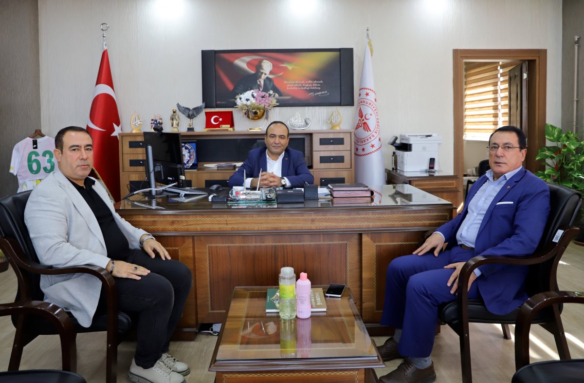 Pratik Yöntem Eğitim Kurumları Kurumsal İletişim Koordinatörü, Gazeteci-Yazar Mehmet Emin Kuş ve Ekonomi Uzmanı-Yazar Mustafa Pakır, Şanlıurfa İl Sağlık Müdürümüz Dr. Öğr. Üyesi Erhan Berk’i makamında ziyaret ettiler.

Nazik ziyaretlerinden dolayı kendilerine teşekkür ederiz.