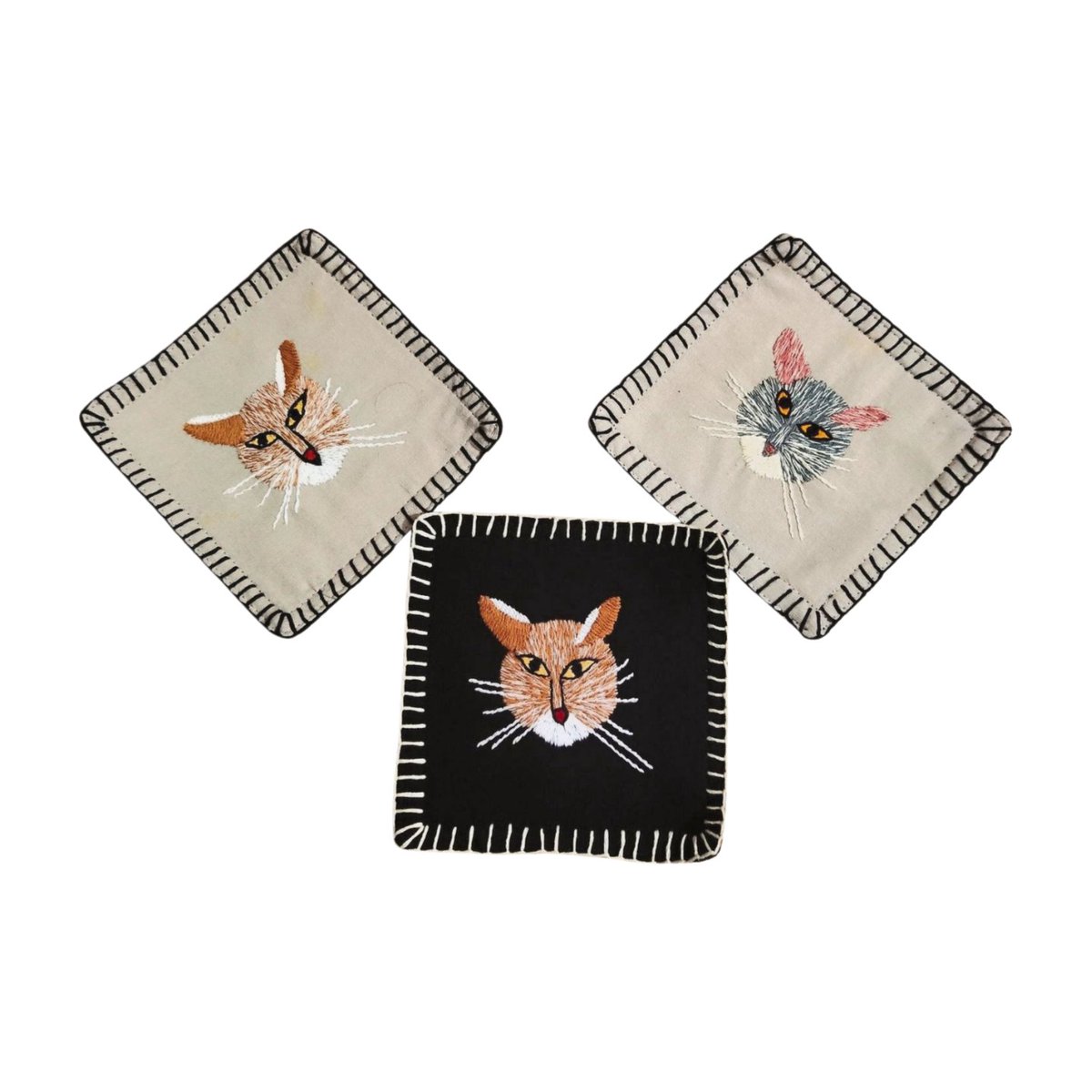 Ahambhumika's tweet image. It&apos;s been over two weeks since we relaunched our website - still waiting for our very first order !
To celebrate,we&apos;re gifting our first 10 customers a zipper purse, a handkerchief and 2 bookmarks or 2 coasters 
Would you like to be one of the lucky ones? 
#supportSmall #handmade