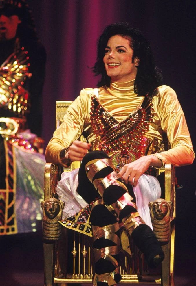 I love you from the bottom of my heart ! 

#MichaelJackson