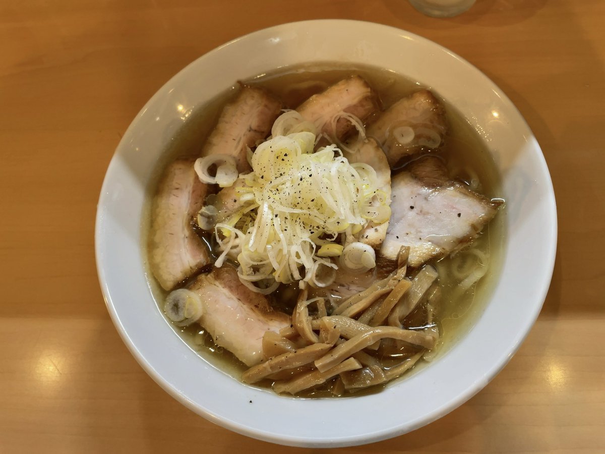 本八幡 魂麺で喜多方チャーシューメンを頂く。定番なので安定の美味さ。 #魂麺 #本八幡