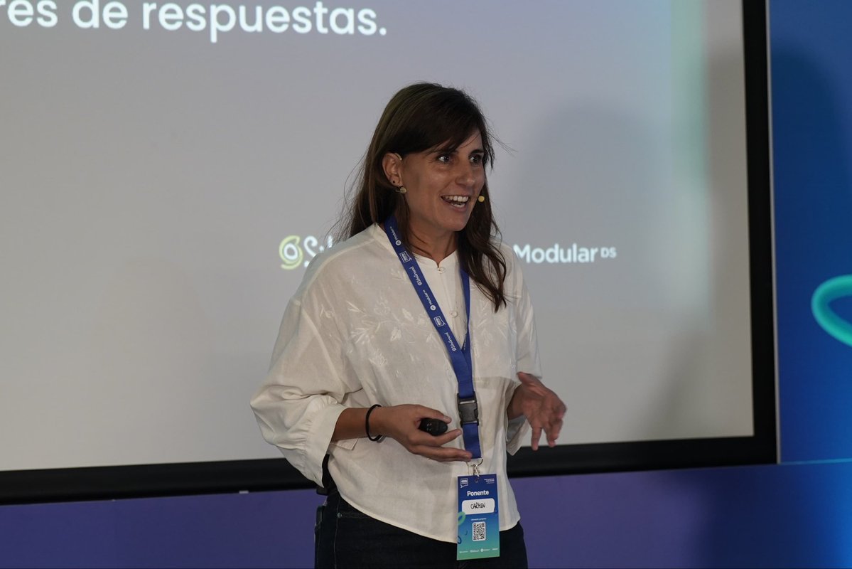 ModularDS's tweet image. “El comportamiento de la gente ha cambiado, ya no buscan, preguntan” 😧
Una de las claves de la ponencia de Carmen Boronat y Raquel Lorenzo de @clouddistrict 💜
¿Qué os ha parecido?
#WPAgencyForum