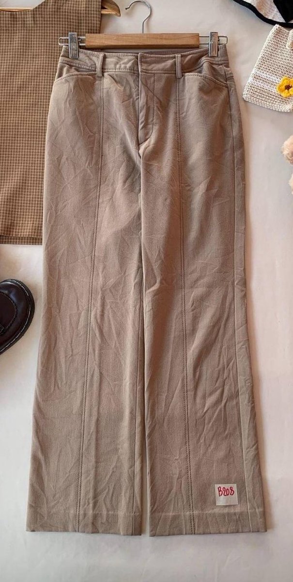 เมว (slow) tweet media