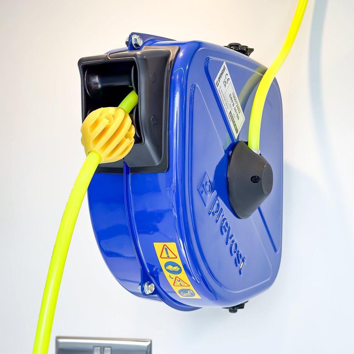 Learning all about Prevost 📖

It was a pleasure to host Prevost on-site for a hands-on look at the cutting-edge technology behind their pneumatic systems. 

#Pipestock #Prevost #HandsOnExperience #HandsOnTraining #airsystem