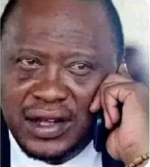 IamBradleyCarl's tweet image. Nga Kitalo nyo     kitalo munange
ekya Raila.            Obadde omusinga
                                   Omwaka gumu