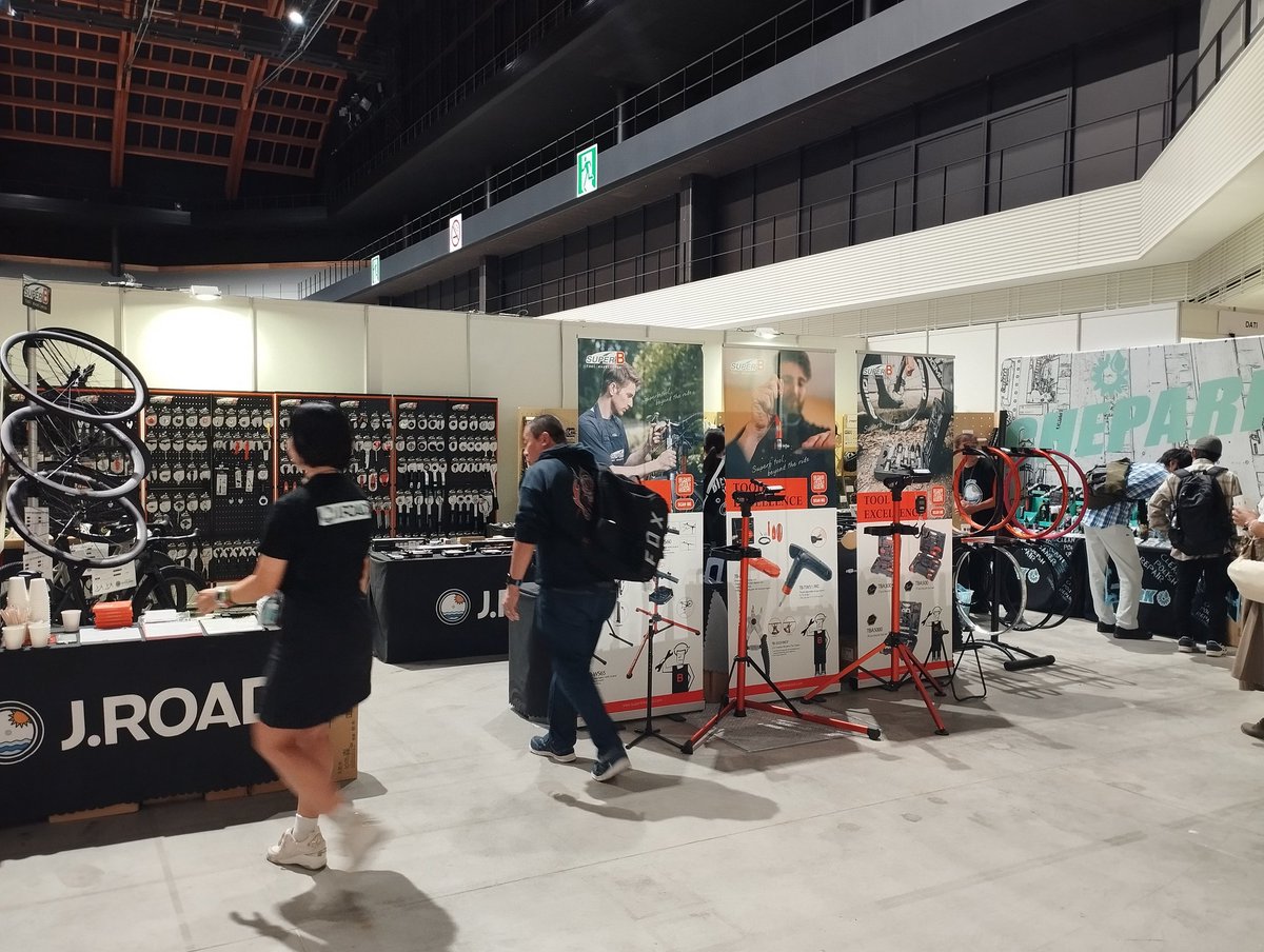 muxia0327's tweet image. 今日のジャパンバイクショーは盛況すぎて一瞬で終わりました🤯

またさらに発展できそうな予感がします✨

↓この写真は手が空いたときに撮った写真です…笑