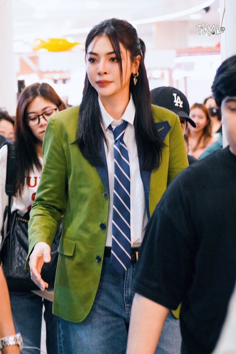 👋💼

FAYE LIVE LINE MAN
#LINEMANLIVExFAYE