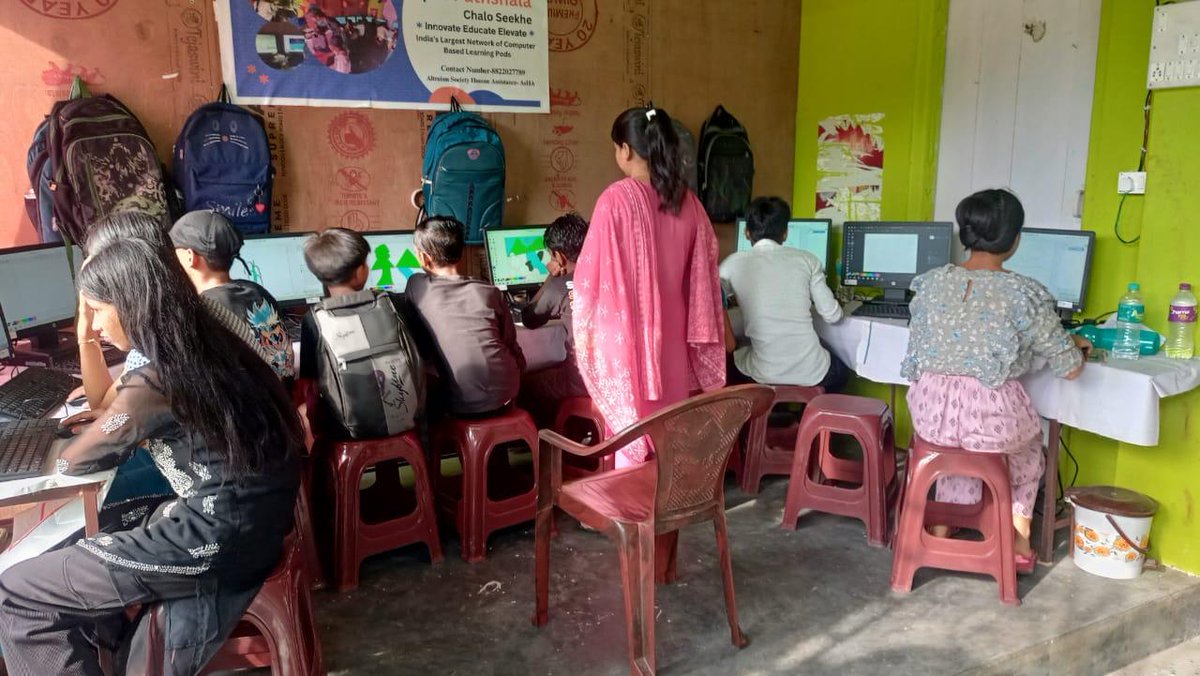 apnipathshala_'s tweet image. Access to technology isn’t charity.
It’s the foundation of equal learning — and that’s why Apni Pathshala gives new life to donated PCs, turning them into tools for student growth.
#FromWasteToWisdom #EWasteAwareness #apnipathshala